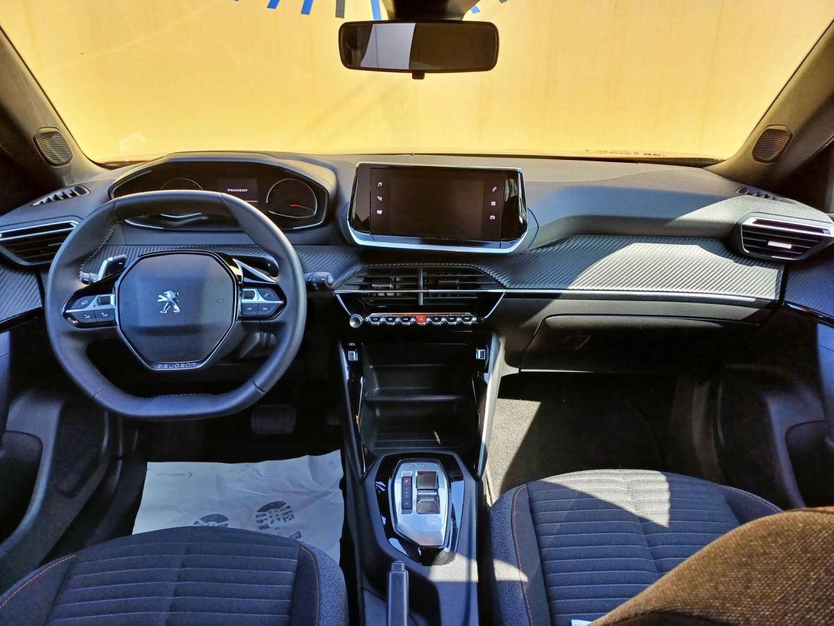 peugeot-2008-2023-diesel-1499cc