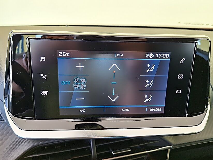 peugeot-2008-2023-diesel-1499cc