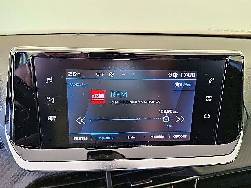 peugeot-2008-2023-diesel-1499cc