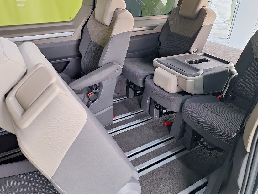 volkswagen-transporter-2023-diesel-1968cc