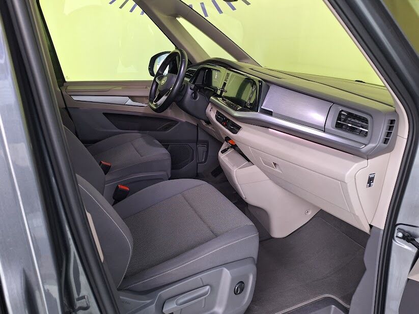 volkswagen-transporter-2023-diesel-1968cc