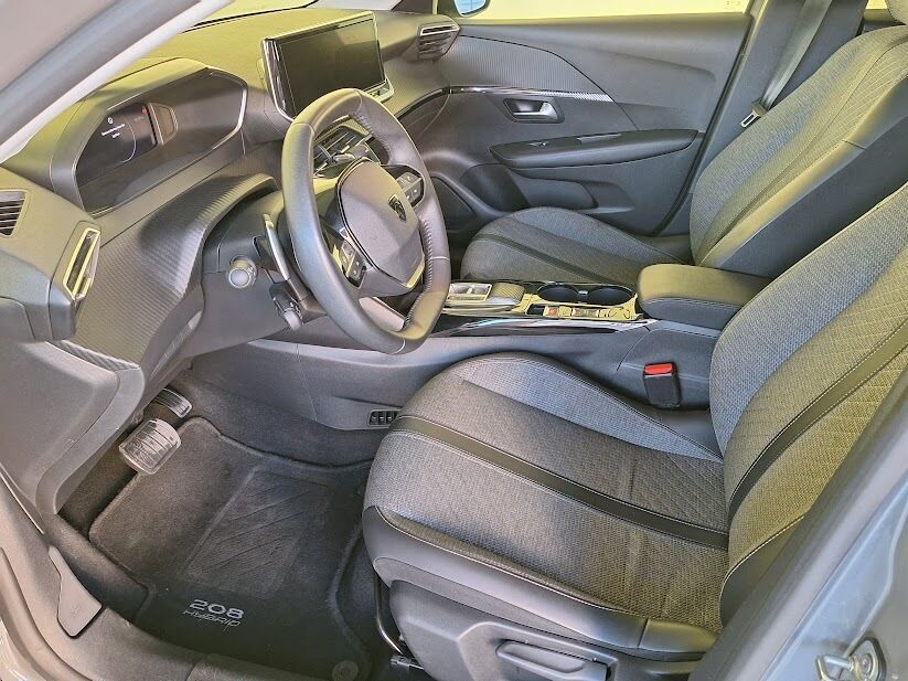 peugeot-208-2024-hibrido-a-gasolina-1199cc