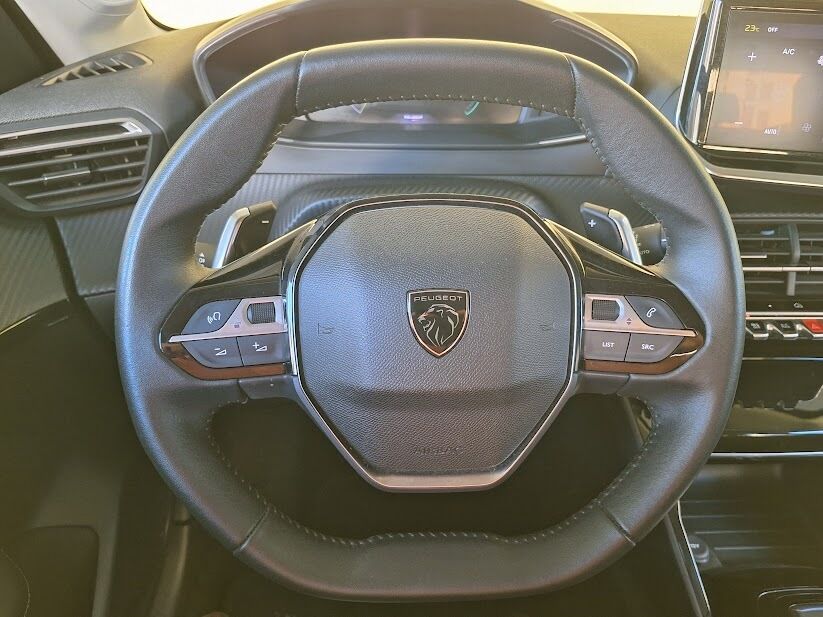 peugeot-208-2024-hibrido-a-gasolina-1199cc