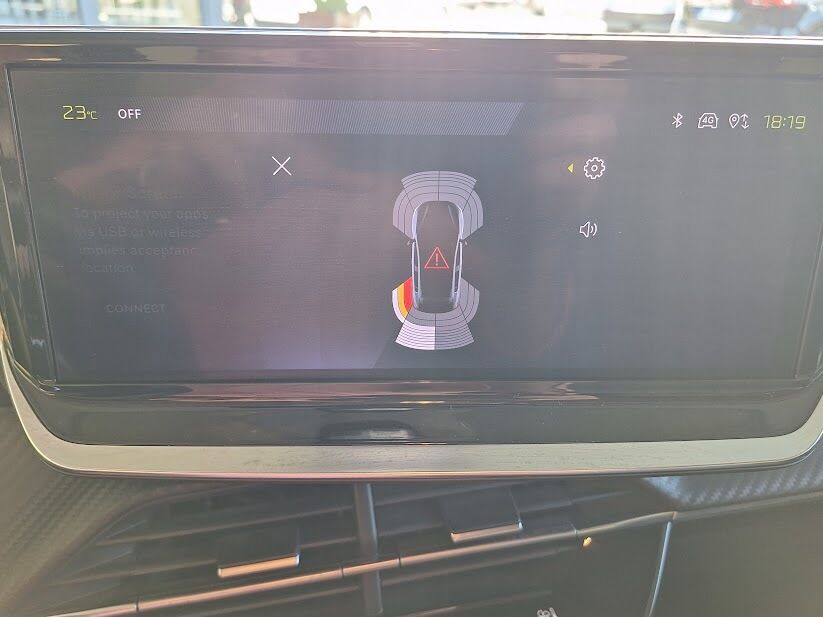 peugeot-208-2024-hibrido-a-gasolina-1199cc