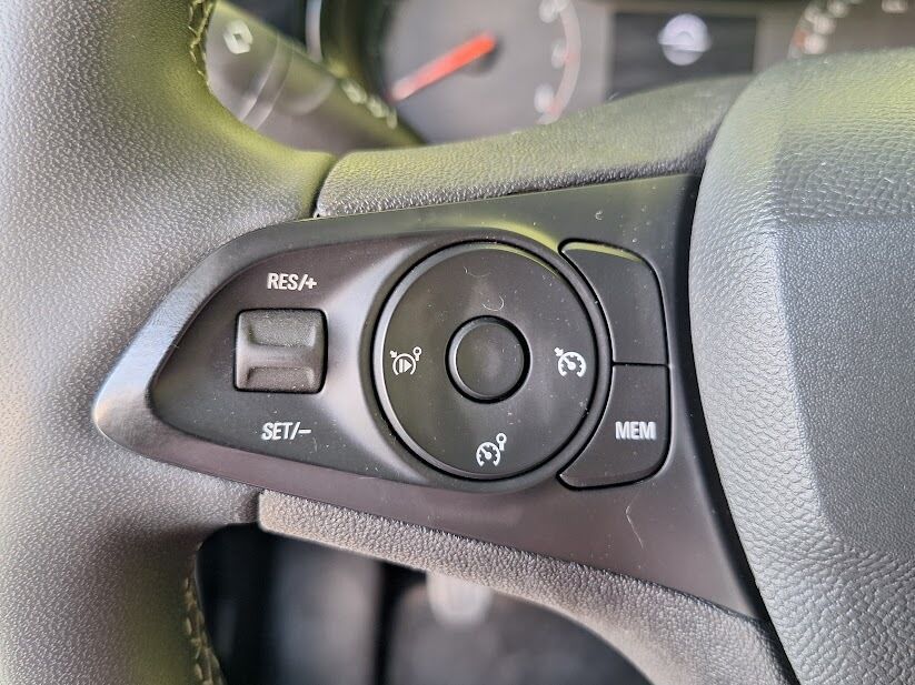 opel-corsa-2023-gasolina-1199cc