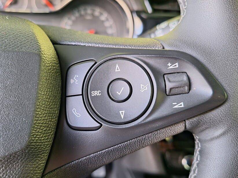 opel-corsa-2023-gasolina-1199cc