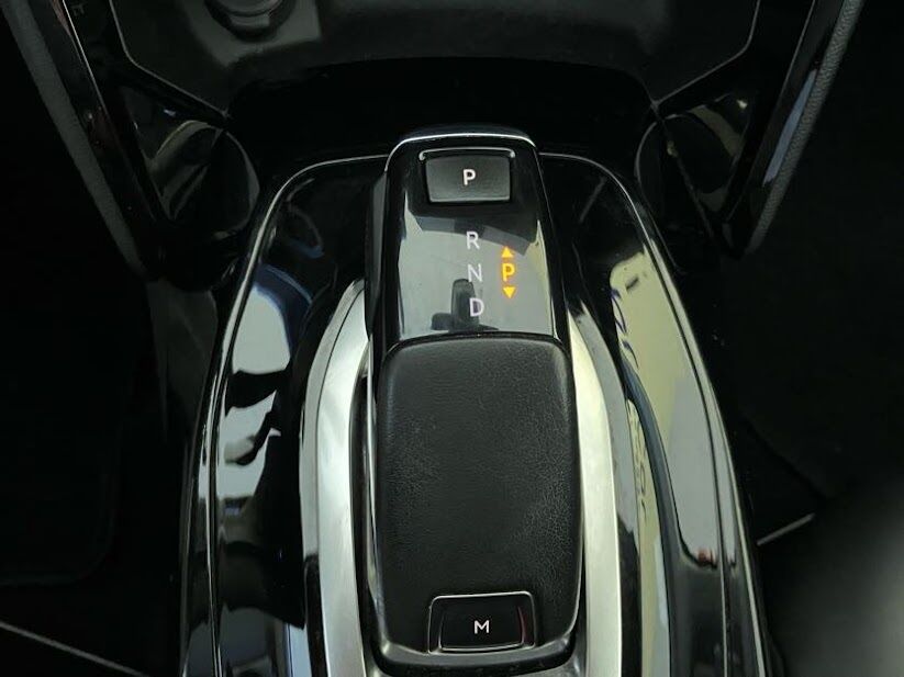 peugeot-208-2021-gasolina-1199cc