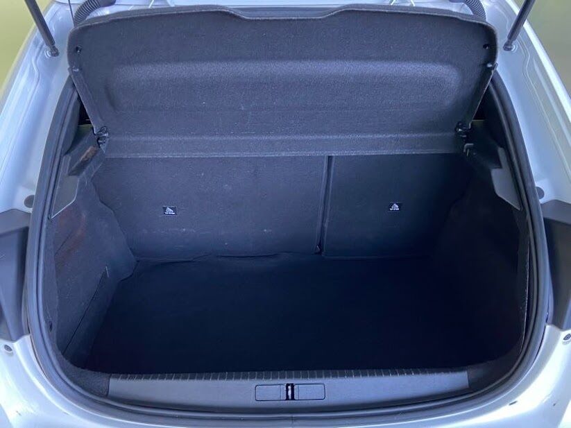 peugeot-208-2021-gasolina-1199cc