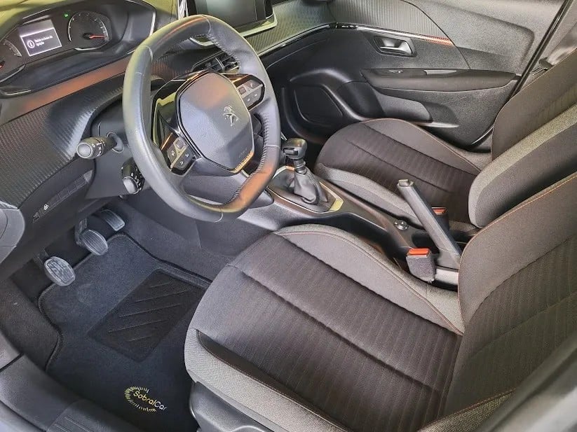 peugeot-208-2021-gasolina-1199cc