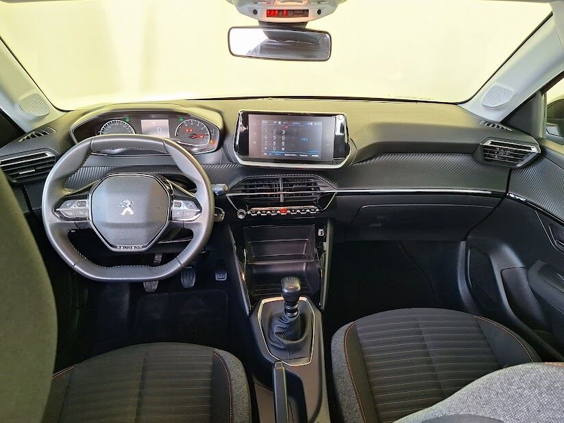 peugeot-208-2022-diesel-1499cc