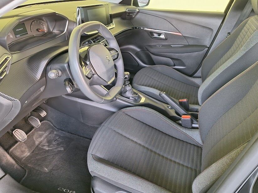 peugeot-208-2022-diesel-1499cc