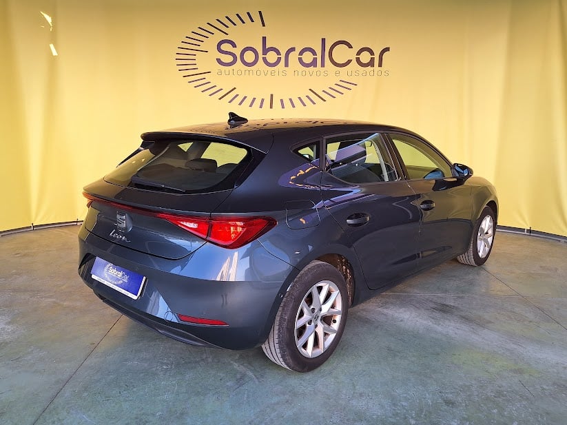 seat-leon-2022-gasolina-999cc