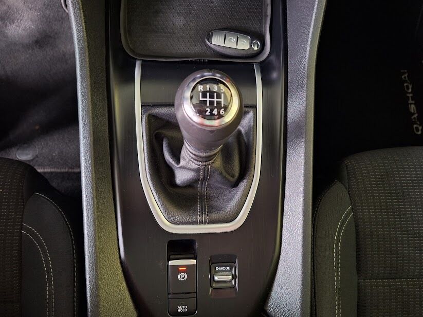 nissan-qashqai-2022-hibrido-a-gasolina-1332cc