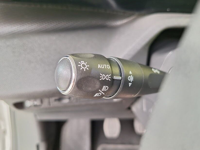 peugeot-308-2022-gasolina-1199cc