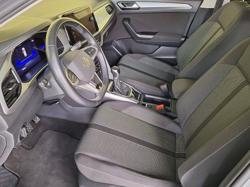 volkswagen-t-roc-2023-gasolina-999cc