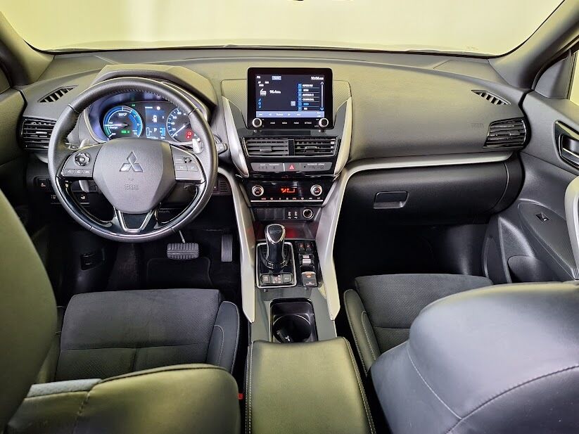 mitsubishi-eclipse-cross-2023-hibrido-a-gasolina-2360cc