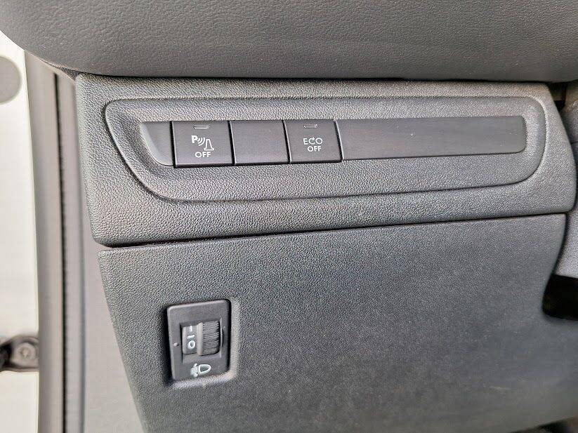 peugeot-208-2019-diesel-1499cc
