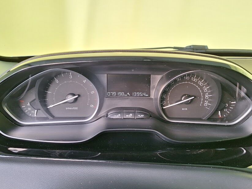 peugeot-208-2019-diesel-1499cc