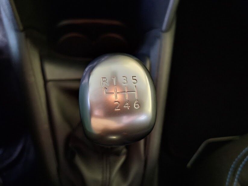 peugeot-208-2019-diesel-1499cc