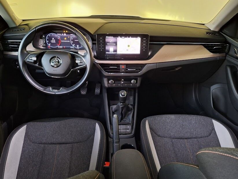 skoda-kamiq-2023-gasolina-999cc