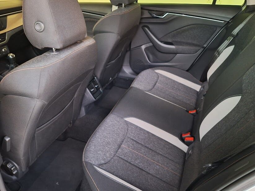 skoda-kamiq-2023-gasolina-999cc