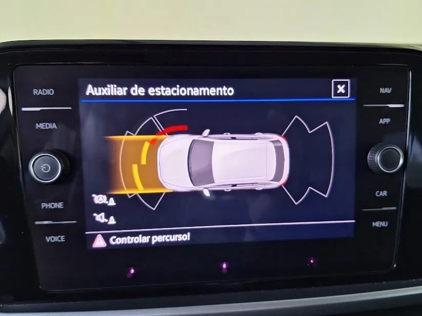 volkswagen-t-roc-2023-gasolina-999cc