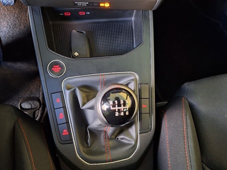 seat-ibiza-2022-gasolina-999cc