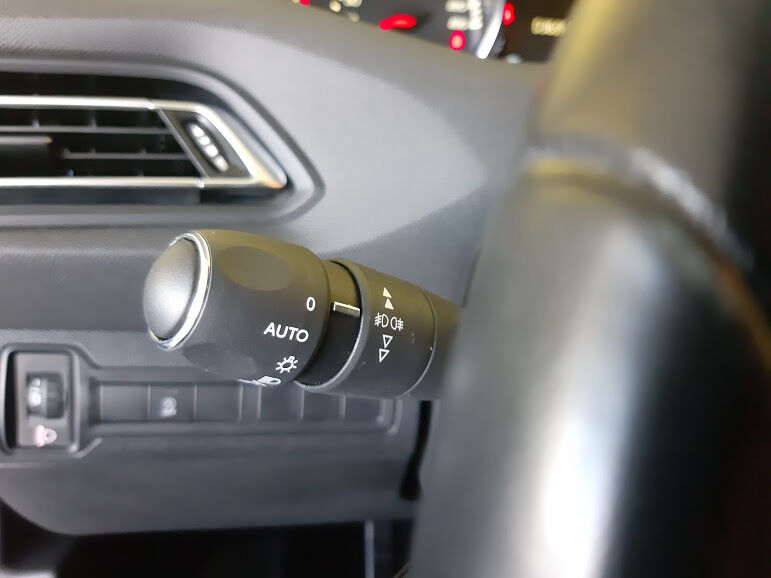 peugeot-308-sw-2020-diesel-1499cc