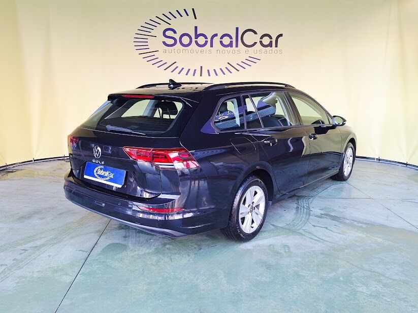 volkswagen-golf-variant-2021-diesel-1968cc