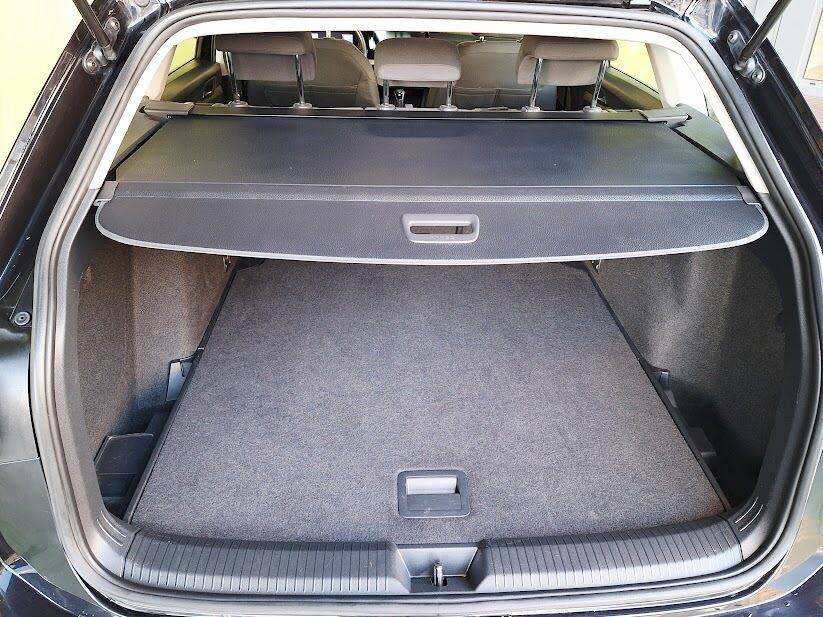 volkswagen-golf-variant-2021-diesel-1968cc