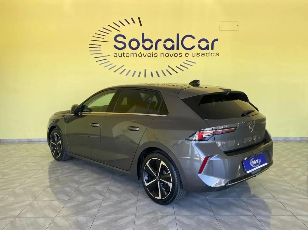 opel-astra-2023-gasolina-1199cc