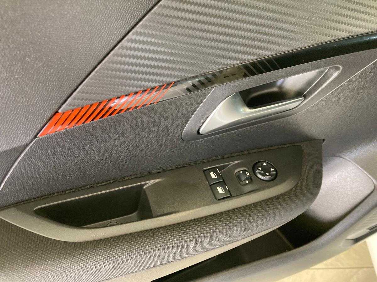 peugeot-208-2021-gasolina-1199cc