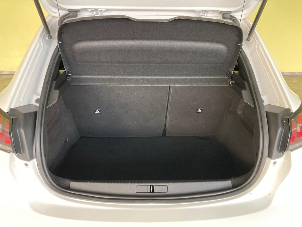 peugeot-208-2021-gasolina-1199cc