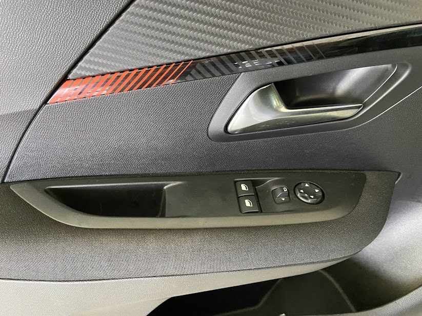 peugeot-208-2022-gasolina-1199cc
