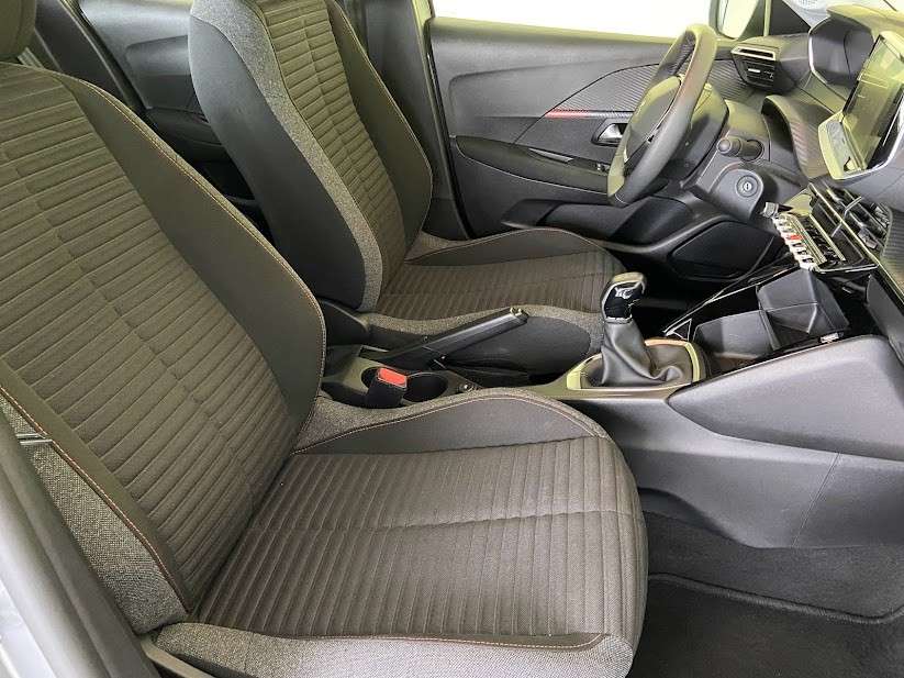peugeot-208-2022-gasolina-1199cc