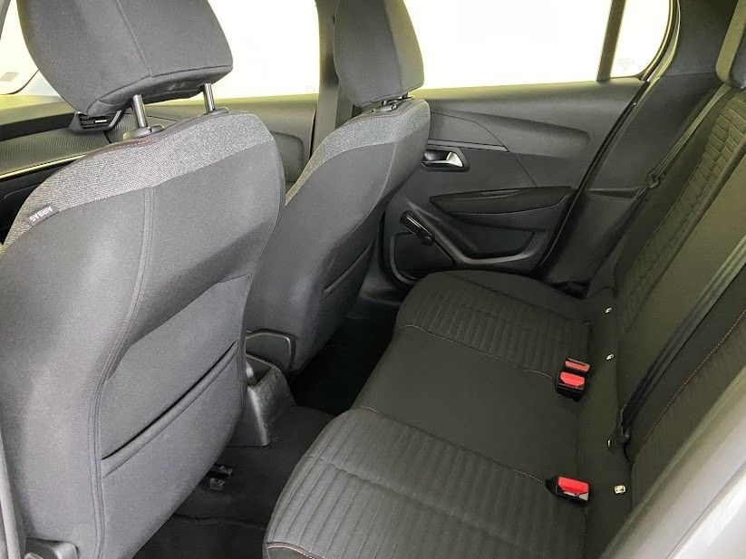 peugeot-208-2022-gasolina-1199cc