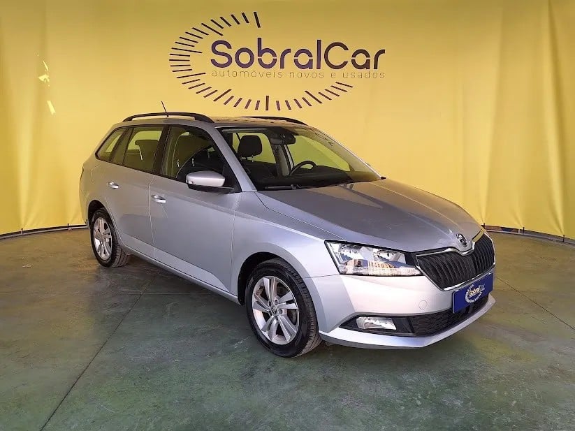 skoda-fabia-break-2022-gasolina-999cc