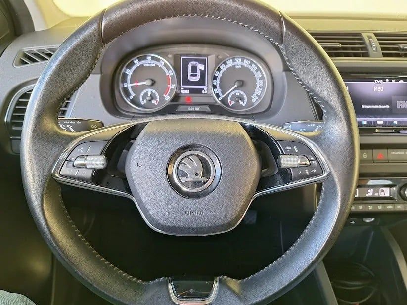 skoda-fabia-break-2022-gasolina-999cc