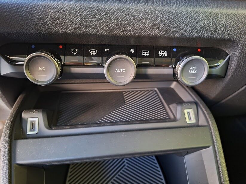 citroen-c4-2023-gasolina-1199cc
