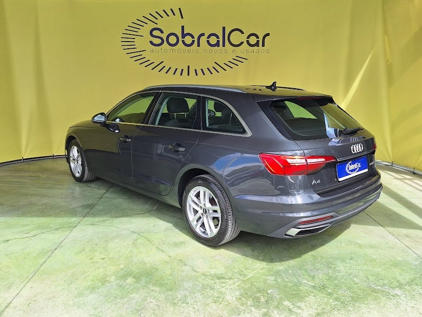 audi-a4-avant-2022-diesel-1968cc