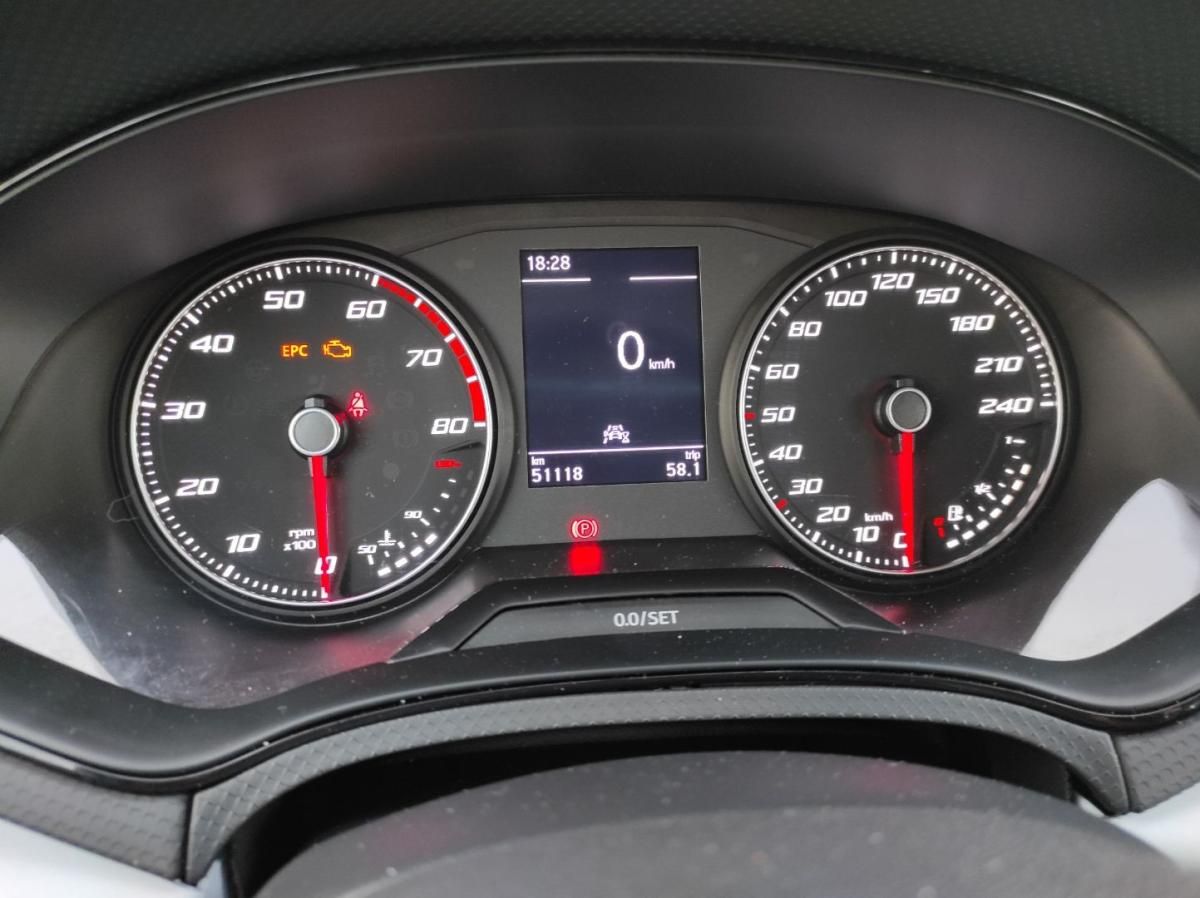 seat-arona-2022-gasolina-999cc