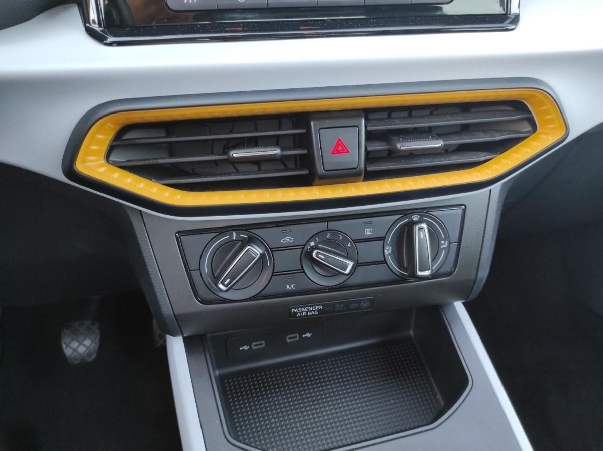 seat-arona-2022-gasolina-999cc