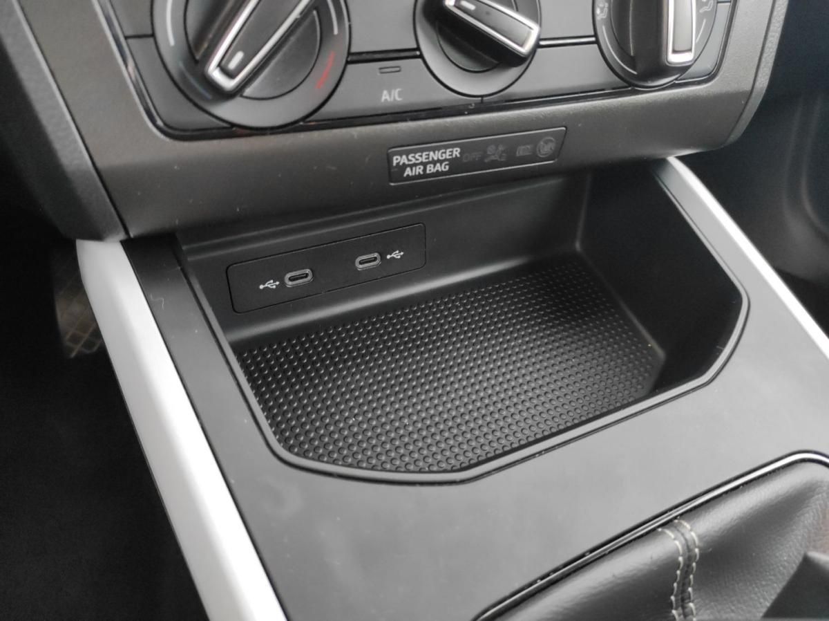 seat-arona-2022-gasolina-999cc