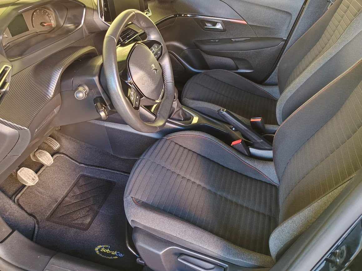 peugeot-208-2023-gasolina-1199cc
