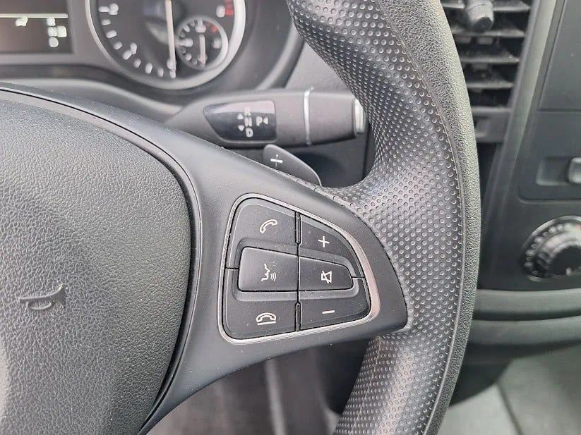 mercedes-benz-vito-tourer-2022-diesel-1950cc
