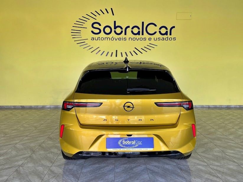 opel-astra-2022-gasolina-1199cc