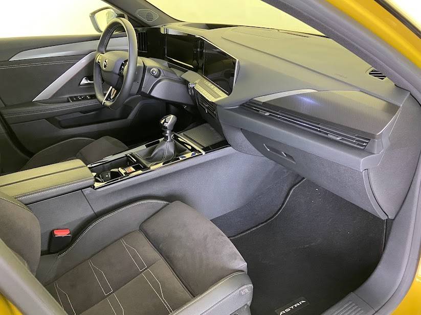 opel-astra-2022-gasolina-1199cc