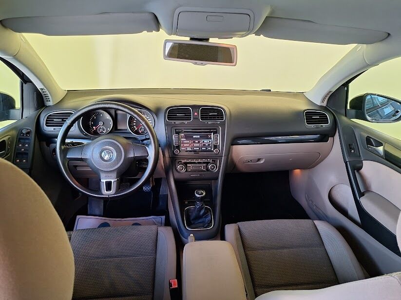 volkswagen-golf-2009-diesel-1968cc