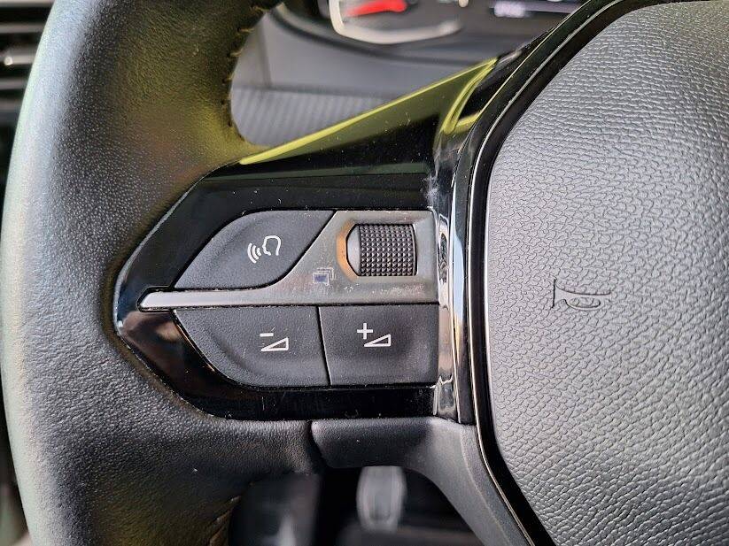 peugeot-208-2022-diesel-1499cc