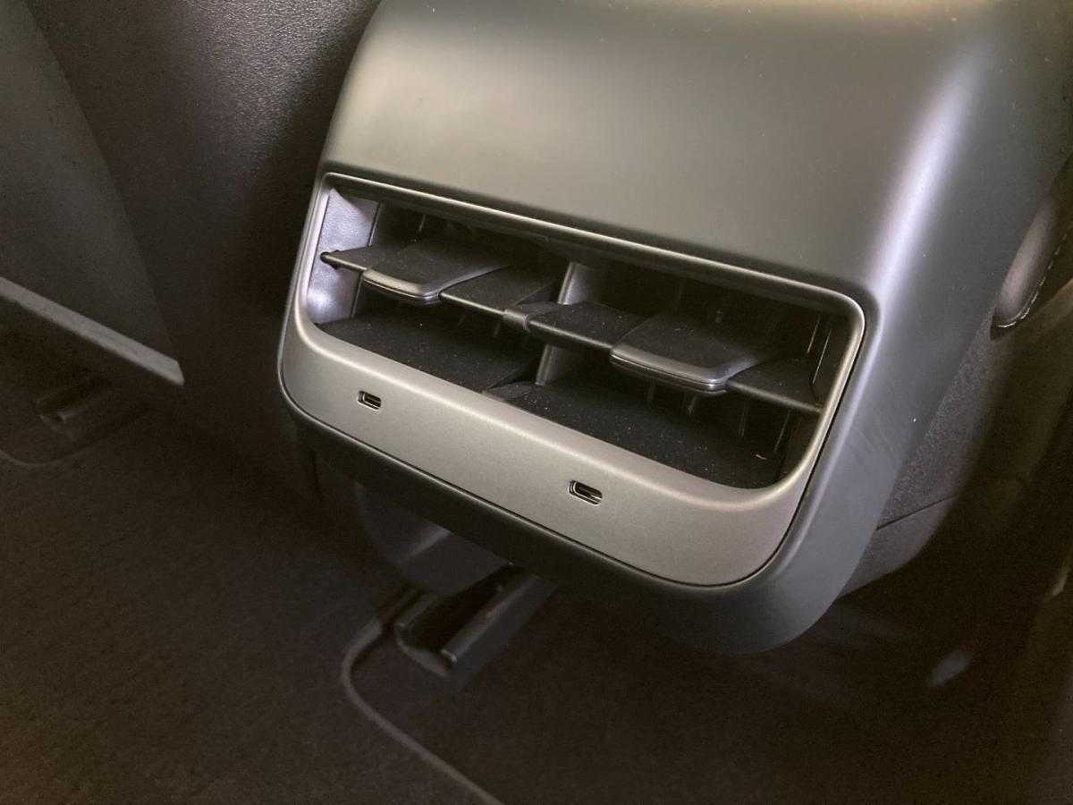 tesla-model-3-2022-eletrico-976cc